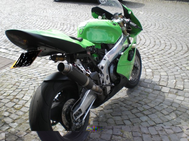ZXR750 J