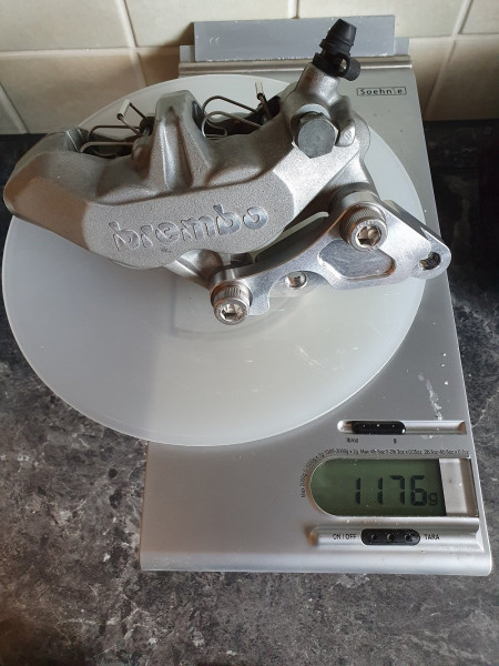 20250314_091342.jpg (280.02 KiB) 89362 mal betrachtet Bremssattel mit Belägen und Adapter